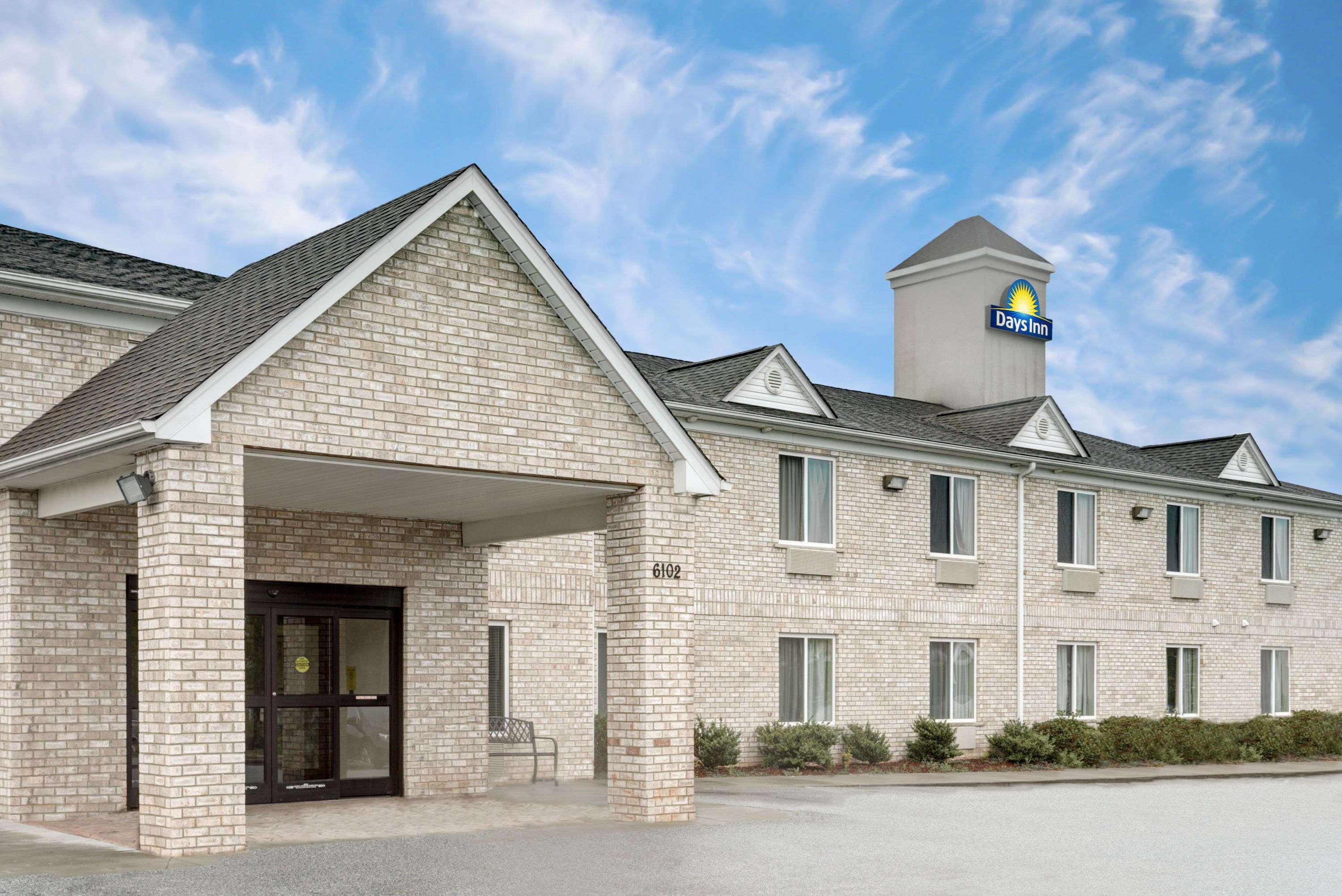 Days Inn By Wyndham Greensboro Nc Exterior foto